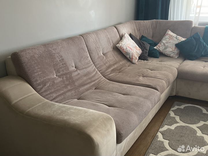 Угловой диван