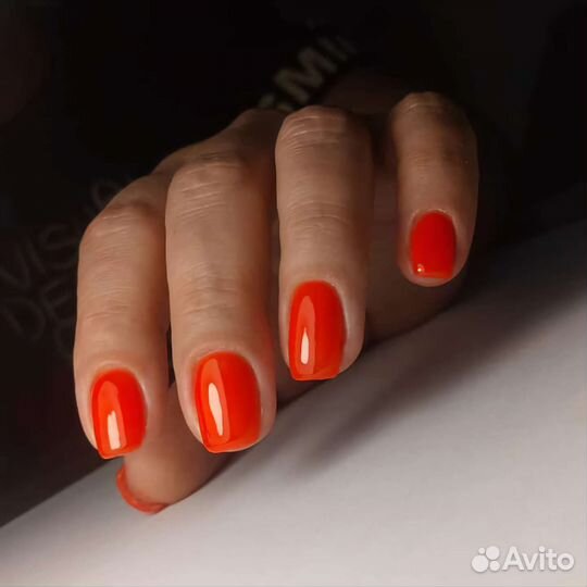 Маникюр и педикюр