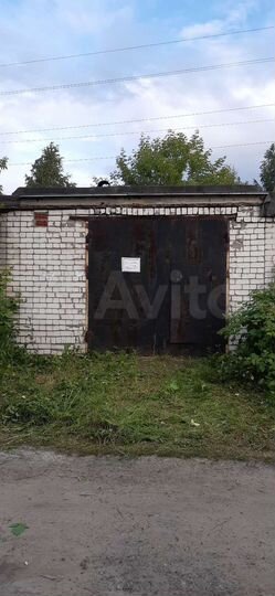 Гараж, > 30 м²