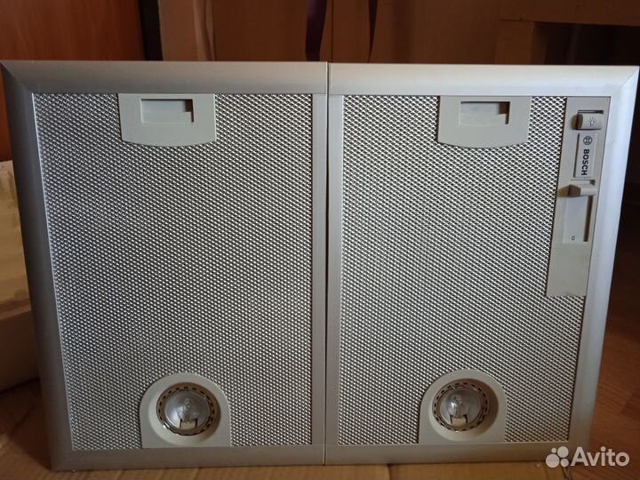 Вытяжка bosch DHL 545S для кухни встраиваемая