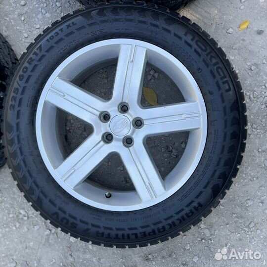 R17 Nokian Tyres Hakkapeliitta 7 SUV 225/60, PCD 5x100 DIA 56.1