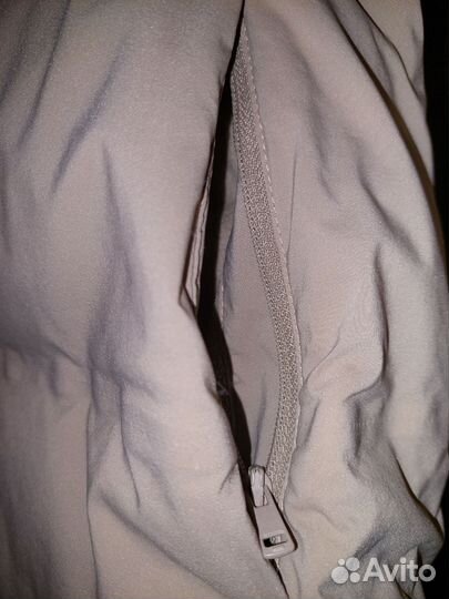 Пуховик женский uniqlo s 44-46 оригинал