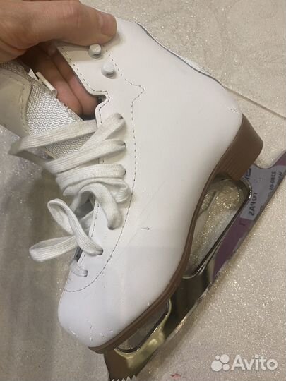 Коньки фигурные graf topas 29