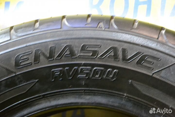 Dunlop Enasave RV504 215/65 R16