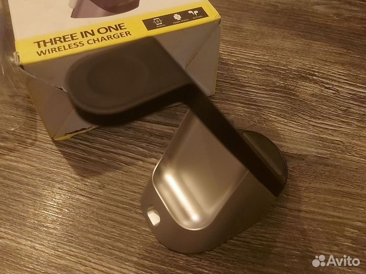 Беспроводная зарядка для iPhone, часов, наушников