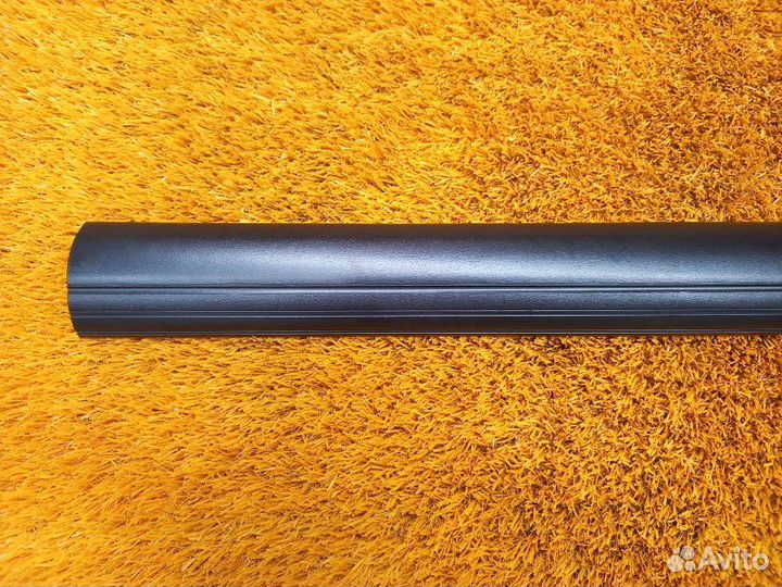 Накладка на порог салона передняя левая Bmw