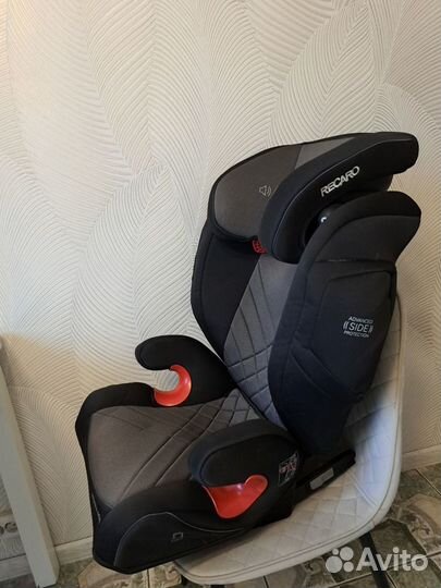 Автокресло Recaro monza nova 2 с колонками