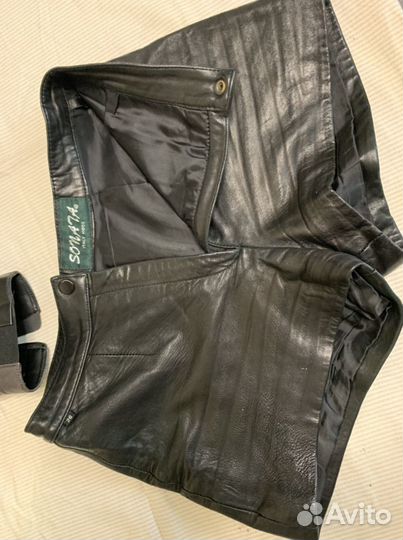 Кожаные шорты женские