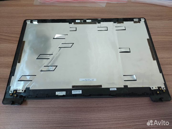 Крышка матрицы ноутбука Dexp W950TU