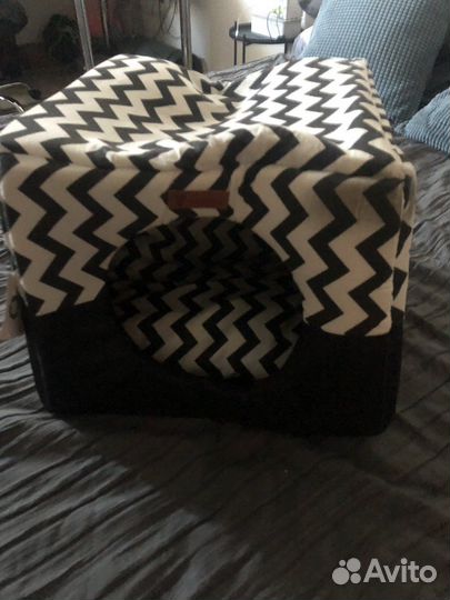 Дом для кошки/маленькой собаки