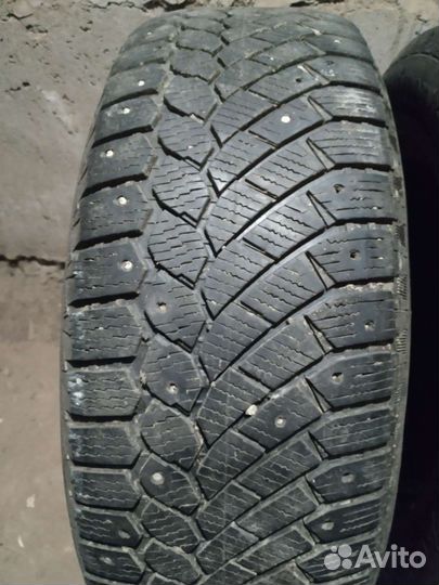 Continental Conti4x4IceContact 235/65 R17
