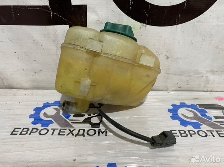 Бачок расширительный Volvo S80 седан B5244S 2000