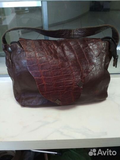 Кожаные браслеты, сумка кожанная