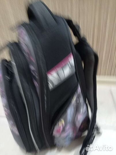 Рюкзак школьный с ортопедической спинкой