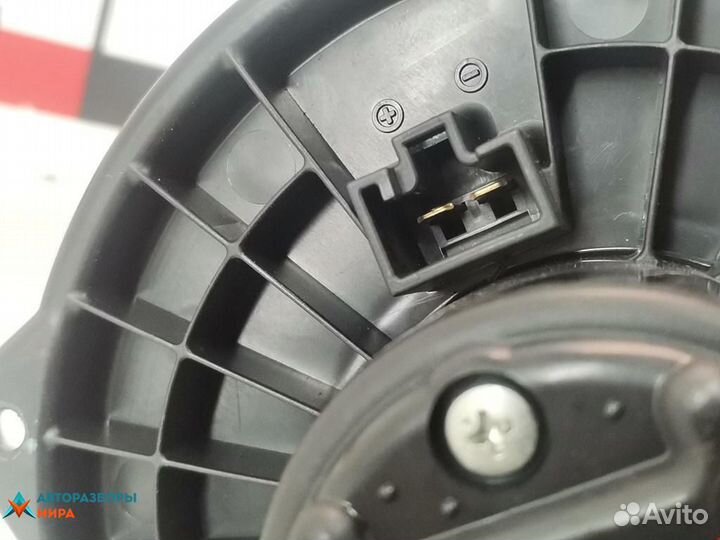 Моторчик печки Daihatsu Sirion 2 2006 81110-B1040