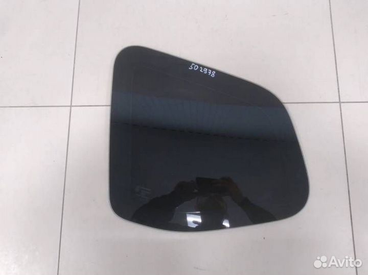 Стекло кузовное глухое левое Renault Duster 2012