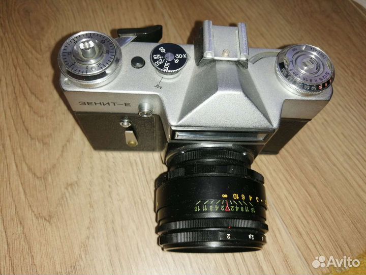 Пленочный фотоаппарат zenit