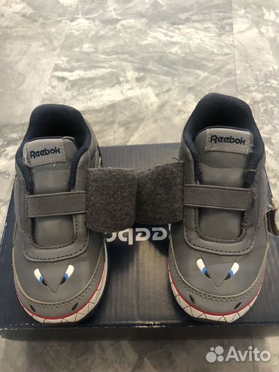 Кроссовки reebok 24