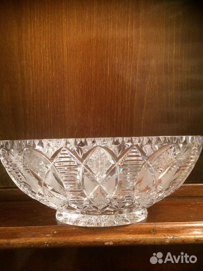 Хрустальная ваза