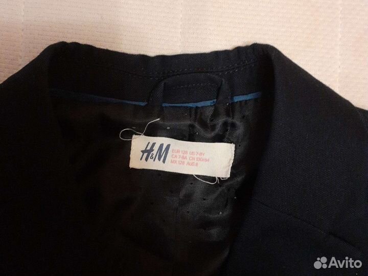 Пиджак H&M на мальчика 7 -8 лет