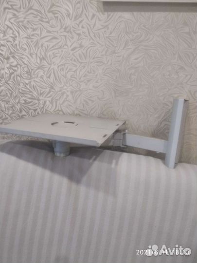 Подставка под телевизор