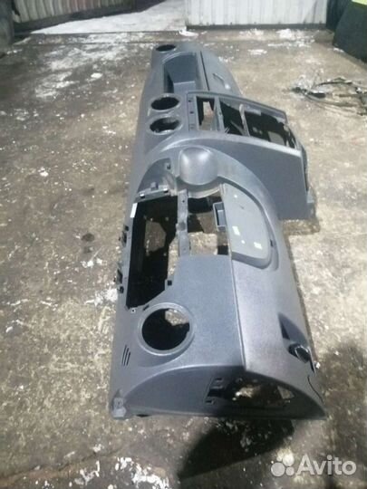 Торпедо Renault Logan 1