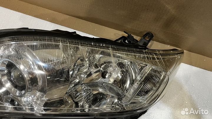 Фара передняя левая Б/У для RAV-4 (2010-2013)
