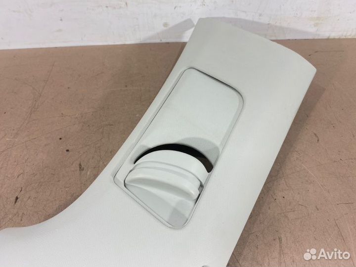 Накладка стойки левая Volkswagen Polo 5 6R1 1.2