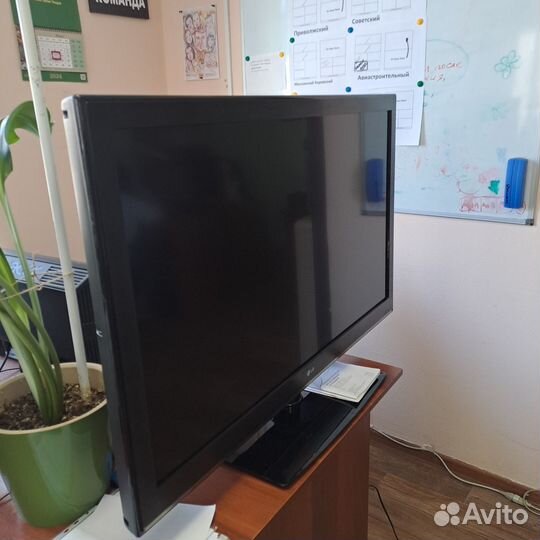 Телевизор LG 42CS460-ZA