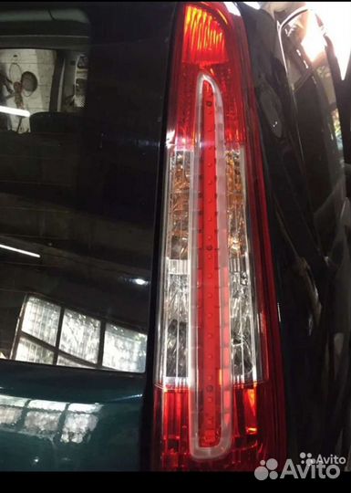 Фонарь на Форд С-Мах