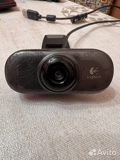 Веб-камера Logitech HD 720p