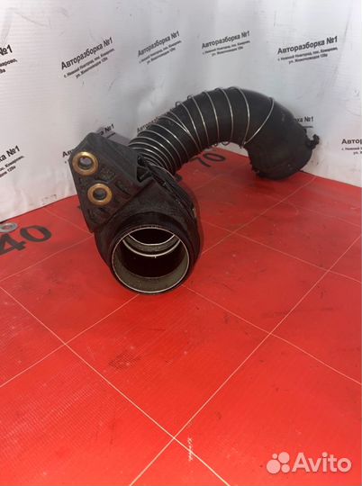 Патрубок интеркулера Mercedes-Benz C-Class W204