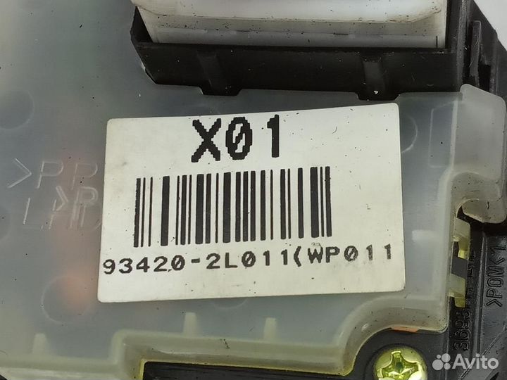 Переключатель стеклоочистителей Hyundai i30