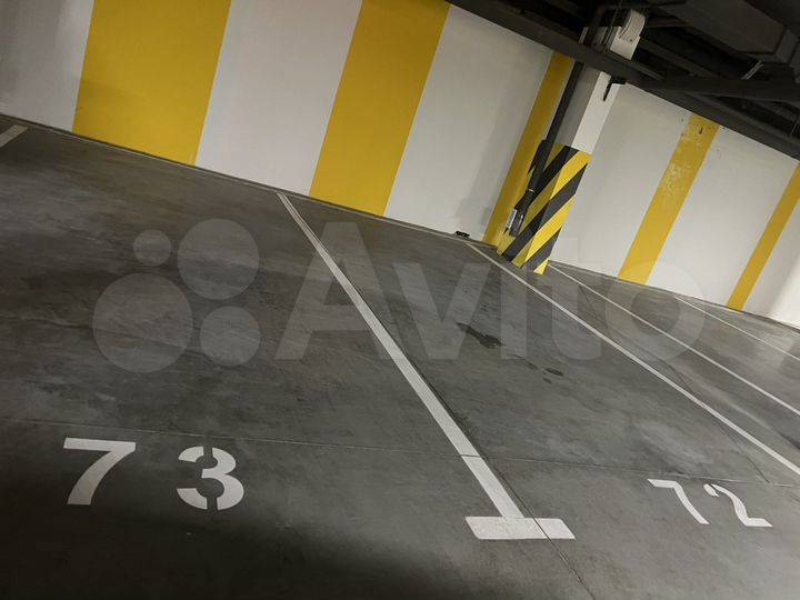 Машиноместо, 15 м²