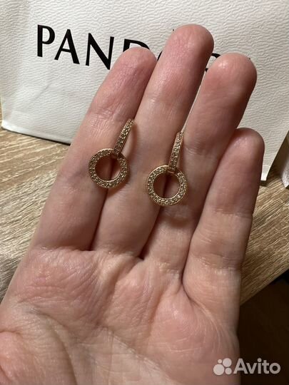 Украшения Pandora