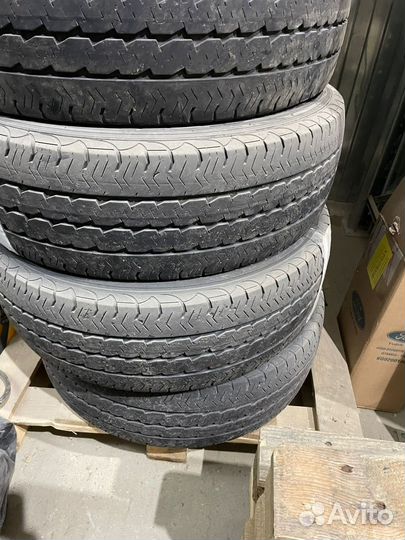 Pirelli Chrono 2 215/65 R15C 102T