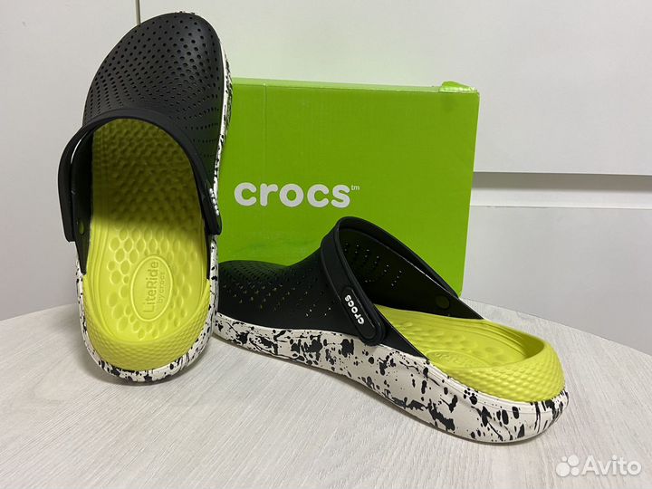 Crocs