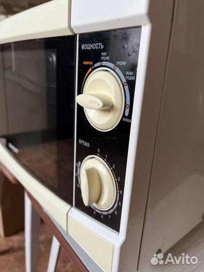 Микроволновая печь scarlett