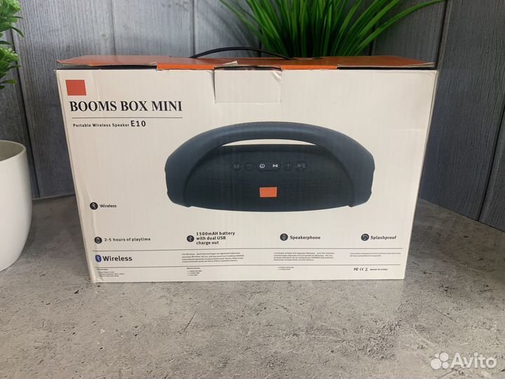 Новая портативная колонка JBL BoomBox E10 Mini