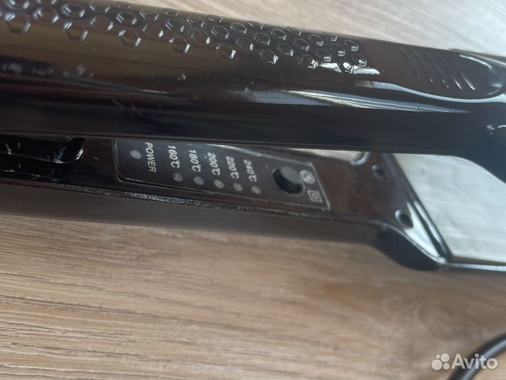 Выпрямитель для волос профессиональный