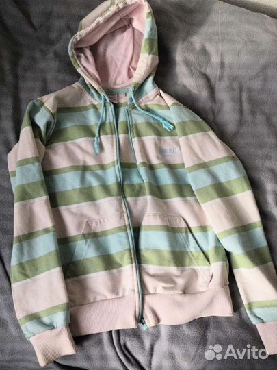 Толстовка с капюшоном