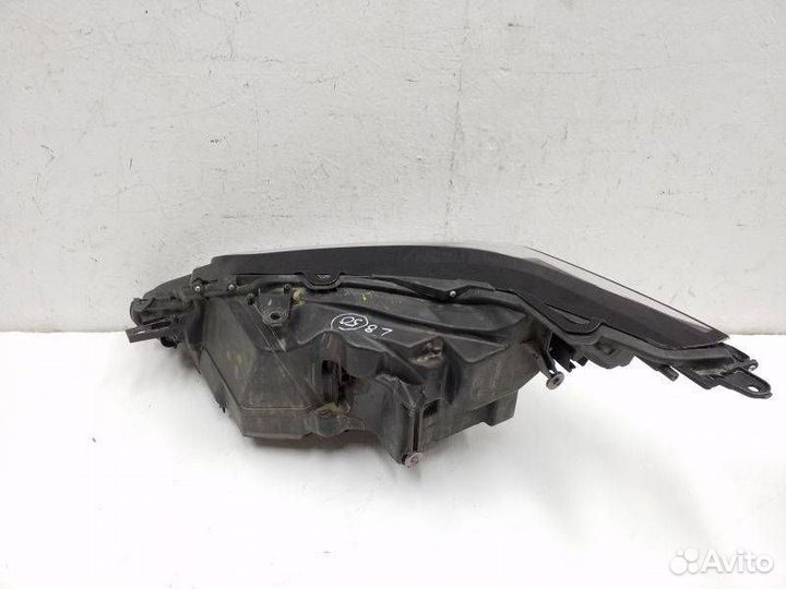 Фара правая Lexus RX200t/RX300/RX350/RX350L/RX450h