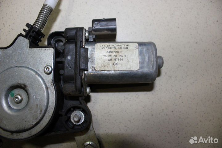 Стеклоподъемник передний правый Albea Альбеа