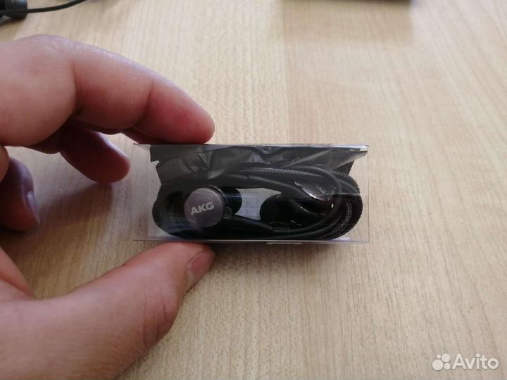 Акг от Самсунг наушники