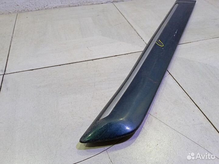 Молдинг двери задней правой