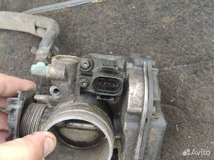 Дроссельная заслонка 2.0 ADY Volkswagen