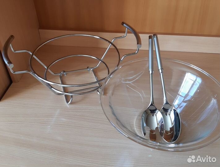 Большой салатник торговой марки Regent Silverware