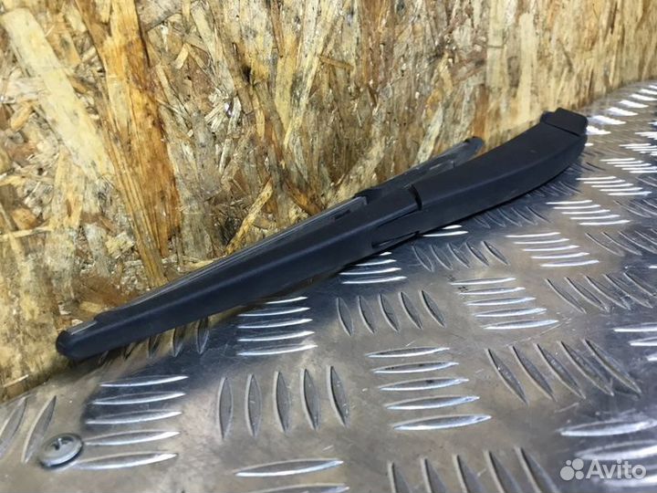 Поводок стеклоочистителя задний LADA Xray 1.8 2018