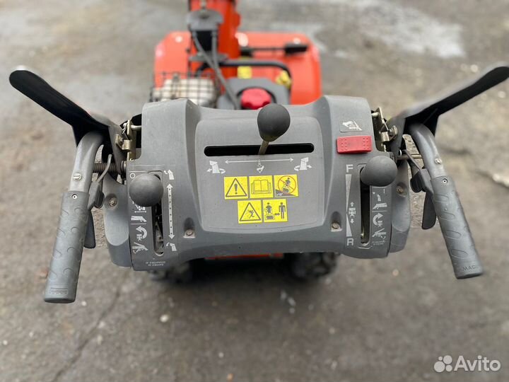 Снегоуборщик Husqvarna ST 268EPT