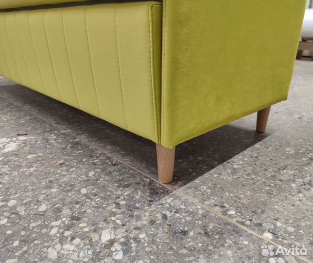 Кухонный диван в наличии 150